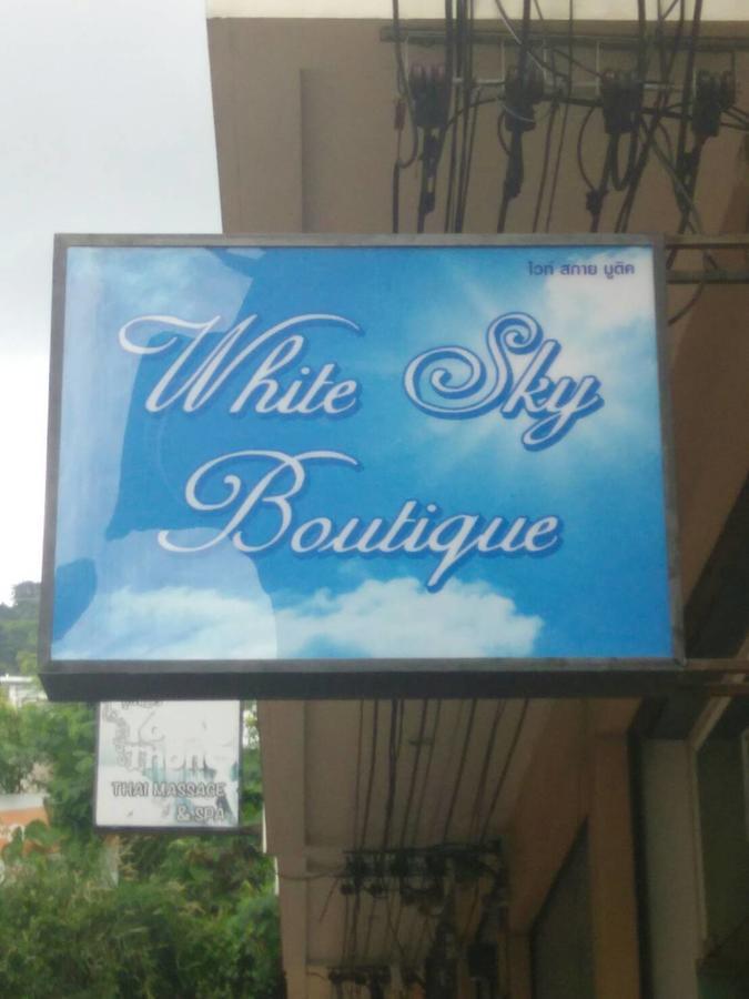 White Sky Boutique Hotel Patong Bagian luar foto